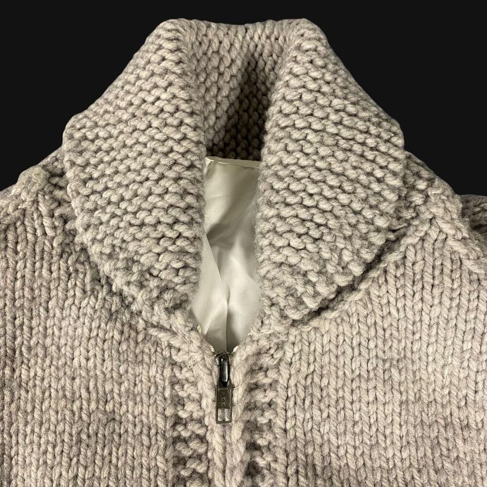 True Vintage Cowichan Handmade All Wool Sweater 1950's/1960's Full Zip - Picture 5 of 6